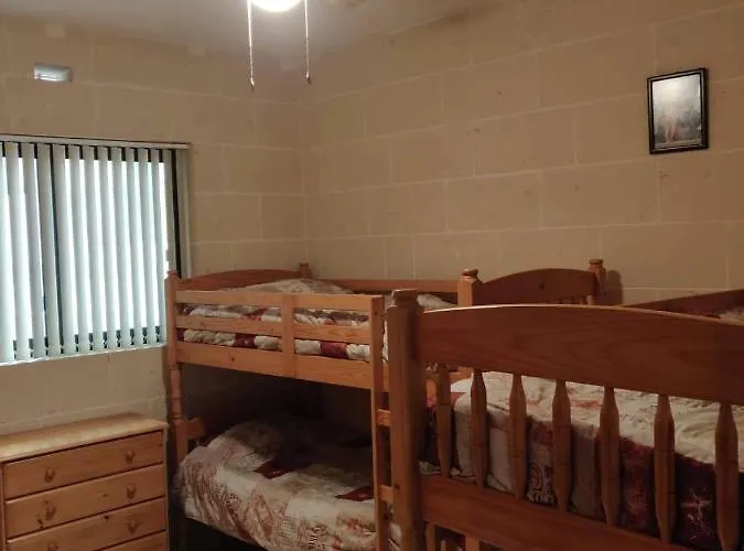 Minute Walk To The Apartment Munxar