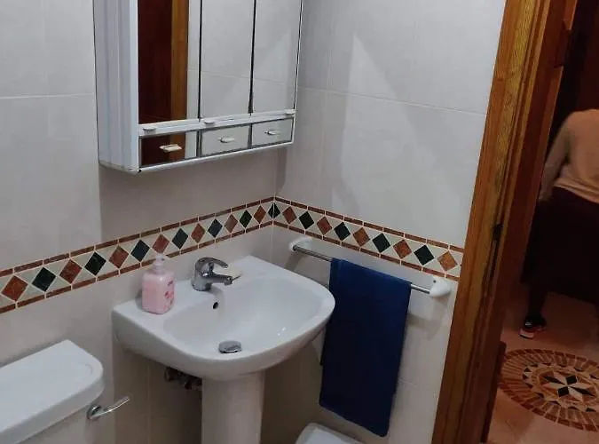 Minute Walk To The Munxar